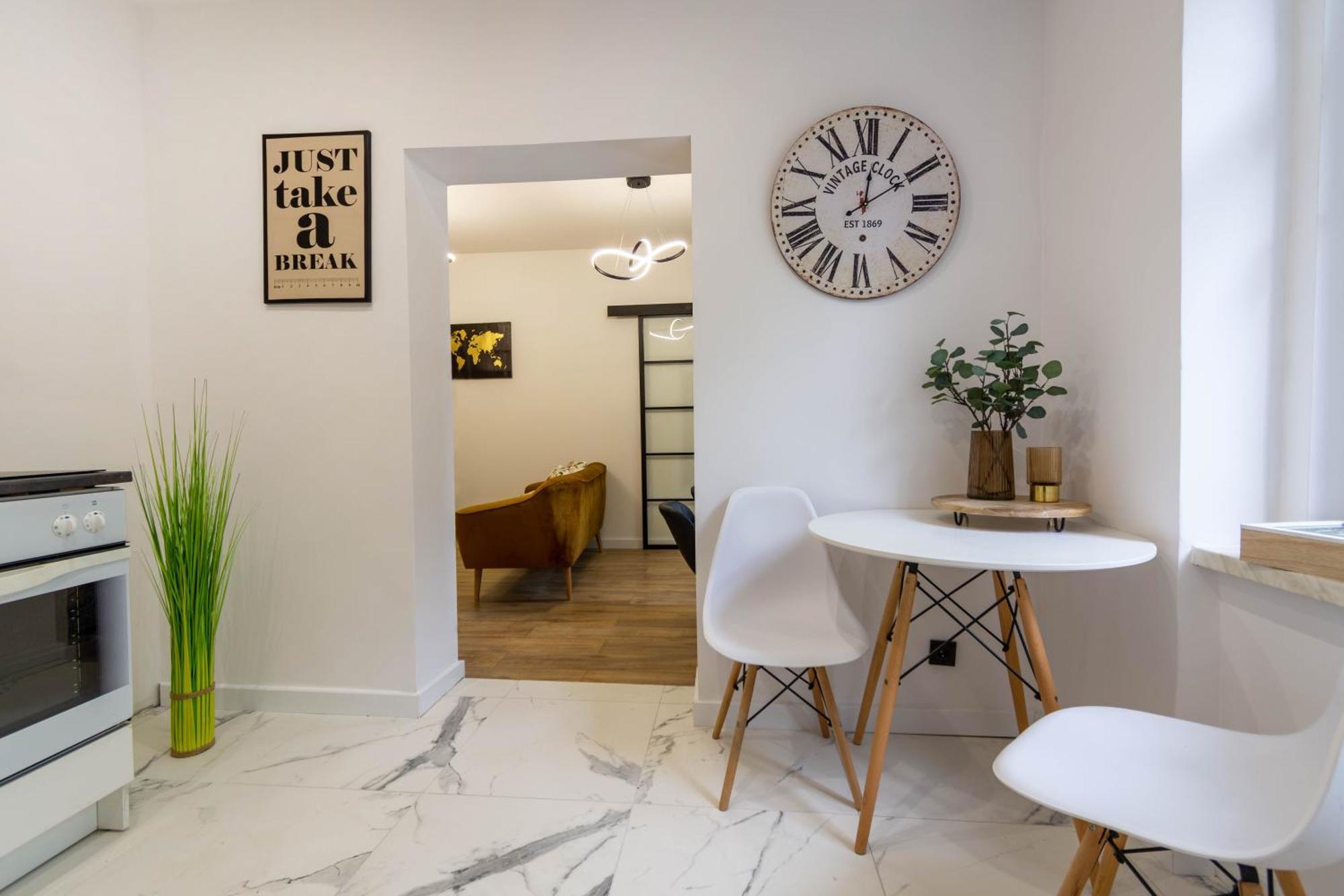 Klimatyczny Apartament Wroclawska Apartman Bytom Kültér fotó
